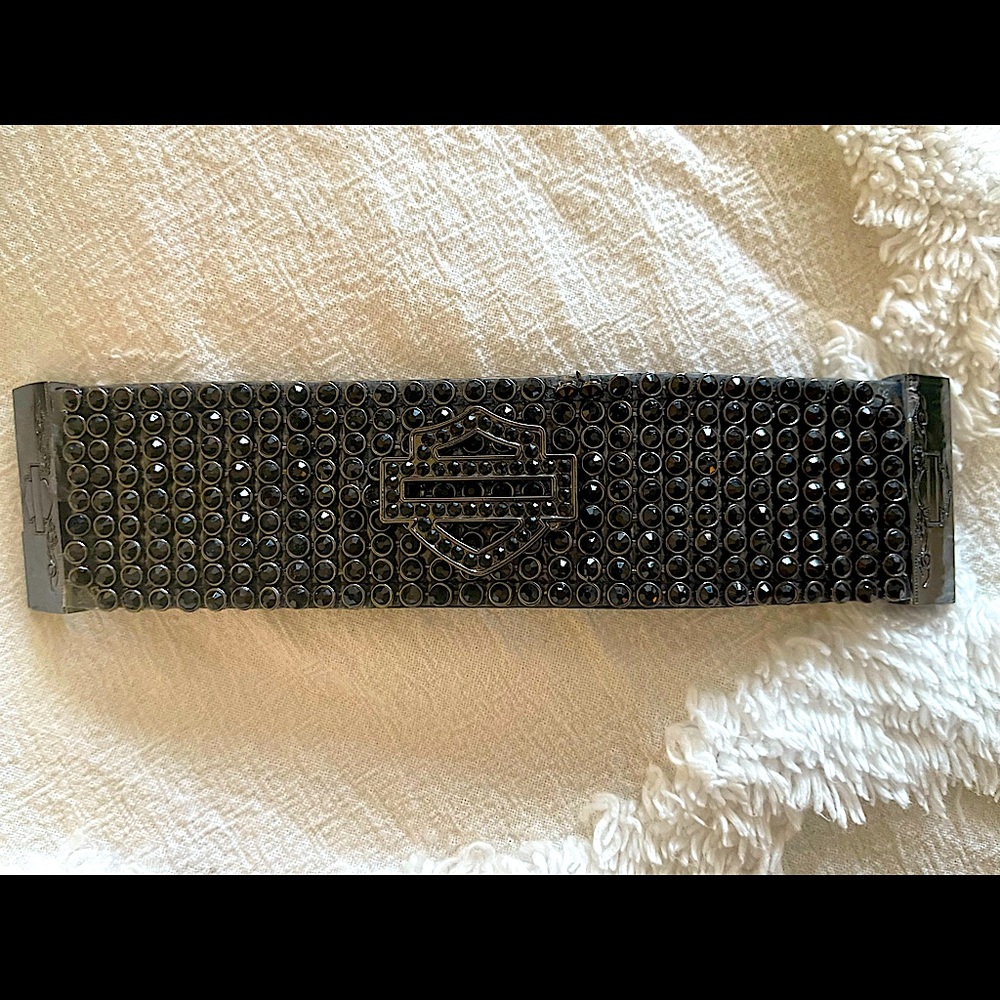 Magnet closure Black Bling bracelet